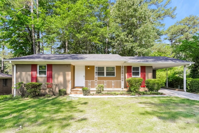 1108 Sherwood Forest Dr in Birmingham, AL - Building Photo - Building Photo