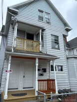 118 E Farm St in Waterbury, CT - Building Photo