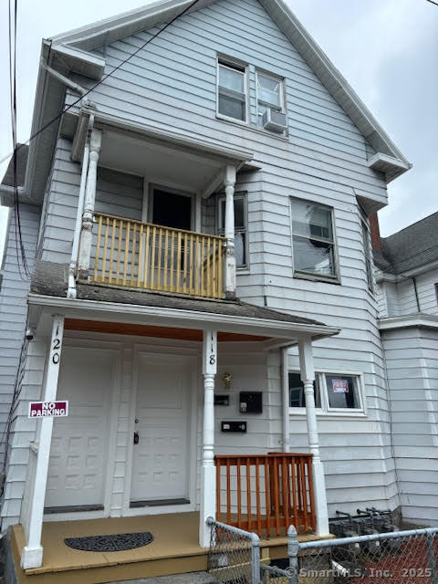 property at 118 E Farm St