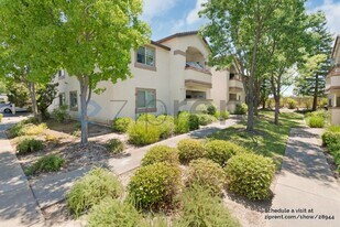 8020 Walerga Rd in Antelope, CA - Building Photo
