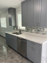 2627 NW 3rd St in Pompano Beach, FL - Building Photo - Building Photo