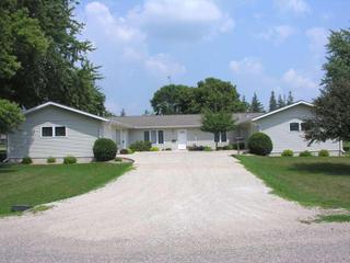 601-605 E 6th St in Saint Ansgar, IA - Building Photo