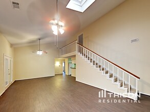 943 Somercotes Ln in Channelview, TX - Building Photo - Building Photo