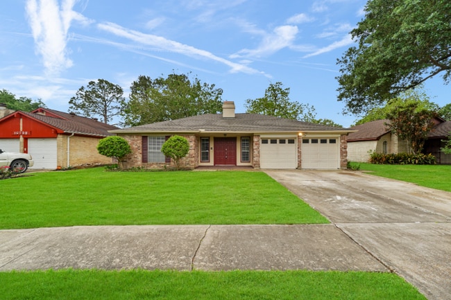16727 Royal Mile Ln