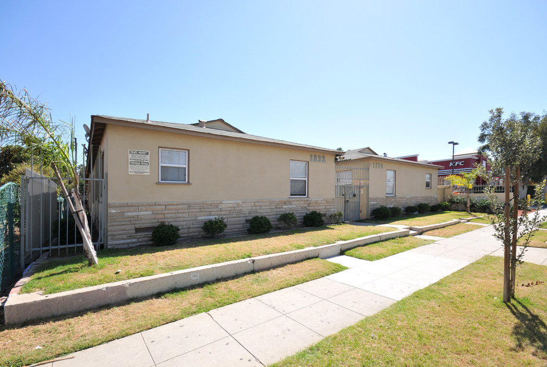 1830 Locust Ave in Long Beach, CA - Building Photo