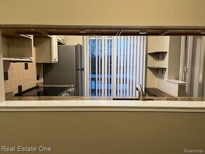 44700 Bayview Dr in Novi, MI - Building Photo - Building Photo