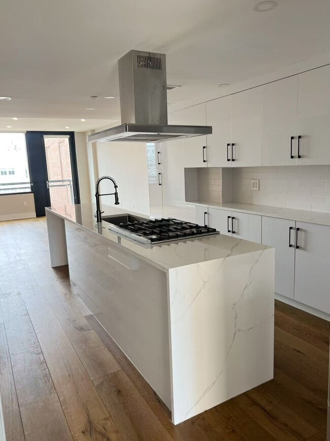 property at 912 F St NW