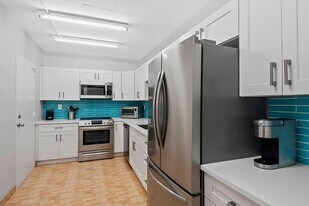 4250 Galt Ocean Dr, Unit 12N in Fort Lauderdale, FL - Building Photo