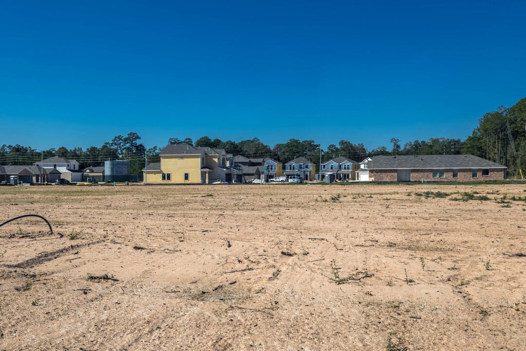 Dobbin Meadows in Magnolia, TX - Building Photo