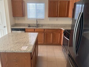 1452 Penasco Rd NE in Rio Rancho, NM - Building Photo - Building Photo