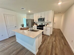 40962 Seasoned Oak Ln in Magnolia, TX - Building Photo - Building Photo