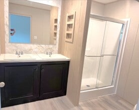 310 Karlee Dr, Unit 16A in Hopkinsville, KY - Foto de edificio - Building Photo