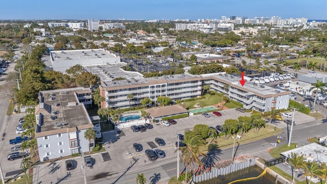 1971 SE 5th Ct in Pompano Beach, FL - Foto de edificio - Building Photo