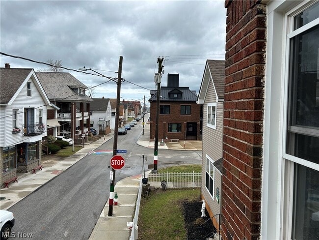1311 W 69th St in Cleveland, OH - Building Photo - Building Photo