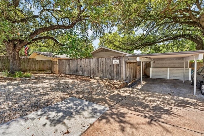 property at 2412 S 5th St