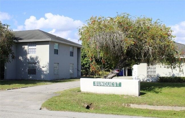 1725 6th Ave, Unit 7 in Vero Beach, FL - Foto de edificio - Building Photo
