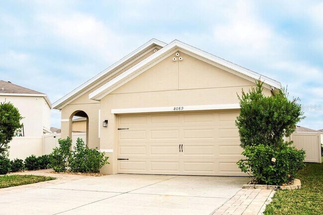 8089 Pelican Reed Cir in Wesley Chapel, FL - Building Photo - Building Photo