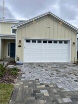 643 Rum Runner Wy in Saint Johns, FL - Building Photo