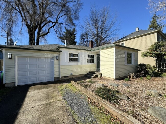 9545 N Hodge Ave in Portland, OR - Building Photo - Building Photo