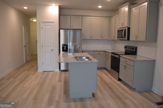 4261 Notting Hill Dr SW in Atlanta, GA - Building Photo - Building Photo