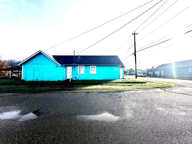 property at 320 Grant St