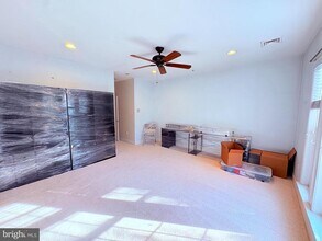 2396 Brookmoor Ln in Leesylvania, VA - Building Photo - Building Photo