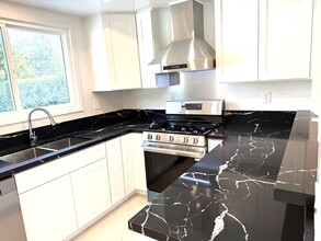 3650 Hackett Ave in Long Beach, CA - Building Photo - Building Photo