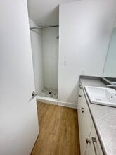 8 Peel St in Barrie, ON - Building Photo - Building Photo