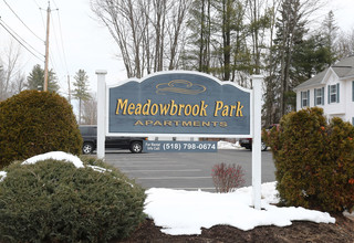 Meadowbrook Park Apartments in Queensbury, NY - Building Photo - Building Photo