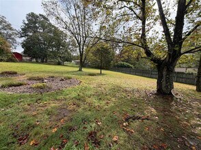 2600 Northern Rd in Radcliff, KY - Building Photo - Building Photo