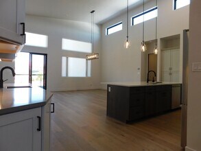301 Meridian Ct in Grand Junction, CO - Building Photo - Building Photo