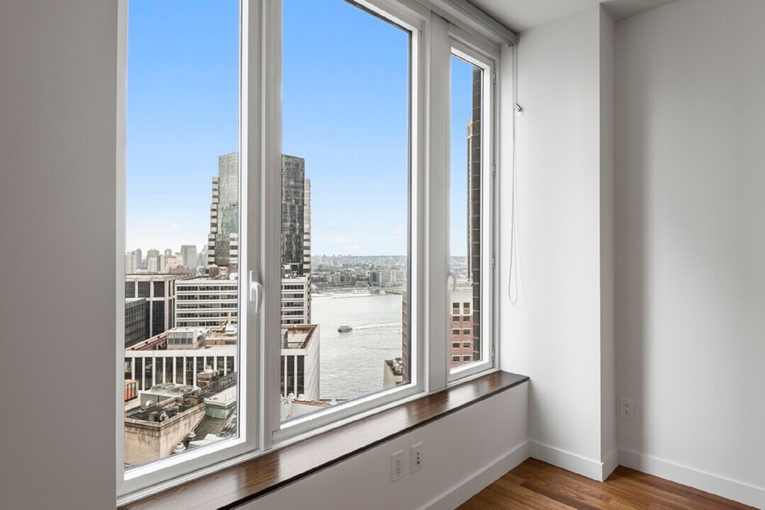 15 S William St in New York, NY - Building Photo