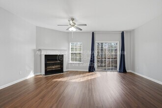 648 Providence Pl SW in Atlanta, GA - Building Photo - Building Photo