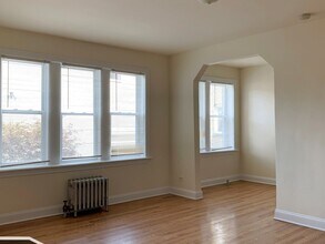 2600 N Kimball Ave in Chicago, IL - Building Photo - Building Photo