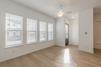 1145 Concan Dr in Plano, TX - Foto de edificio - Building Photo