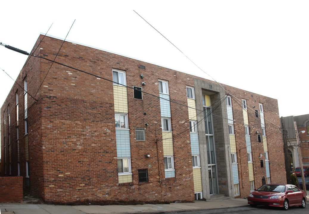 LINDEN HOUSE in Pittsburgh, PA - Building Photo