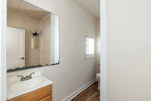 500 N Clinton Ave in Dunn, NC - Building Photo