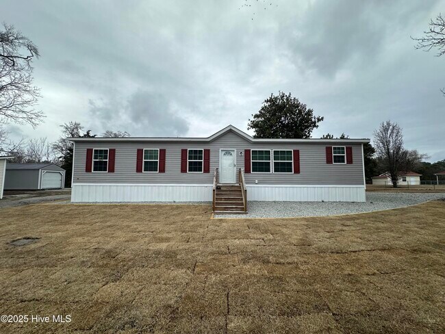 115 Leslie Ln in Swansboro, NC - Building Photo - Building Photo