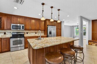 2111 Paddock Cir in Dunedin, FL - Building Photo - Building Photo