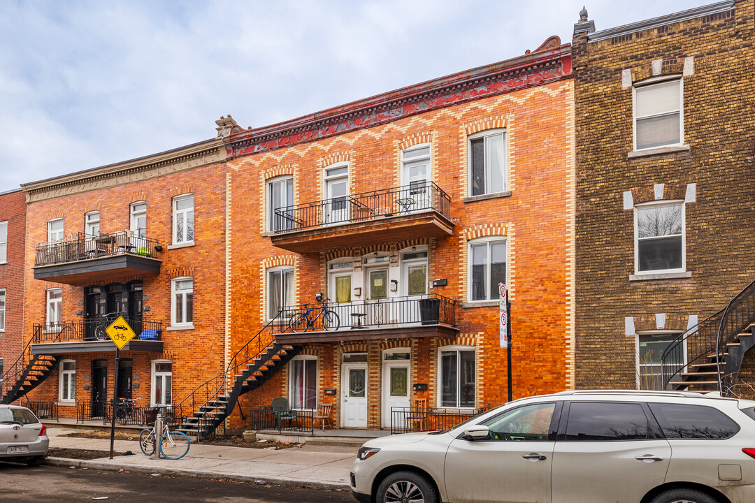 2275-2285 Marie-Anne St E in Montréal, QC - Building Photo
