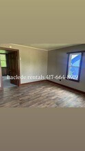 381 Hilton St in Lebanon, MO - Building Photo - Building Photo