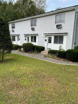 2 Bristol St in Thomaston, CT - Building Photo