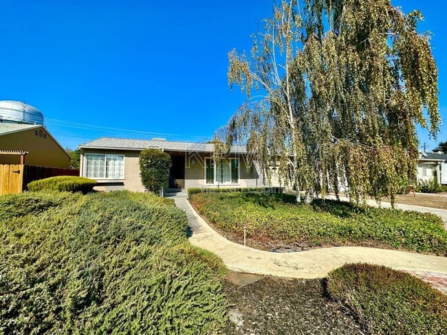41 W McKenzie Ave in Stockton, CA - Building Photo - Building Photo