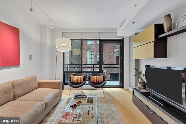 property at 912 F St NW