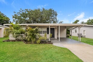 4772 54th Ave N in St. Petersburg, FL - Building Photo