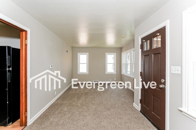 5019 N 24th St in Milwaukee, WI - Building Photo - Building Photo