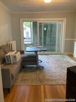 15 Radnor Rd in Boston, MA - Building Photo