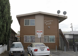 Solano Vista Apartments in Vallejo, CA - Building Photo - Building Photo