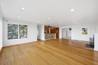 2312 Wooster Ave in Belmont, CA - Building Photo - Building Photo