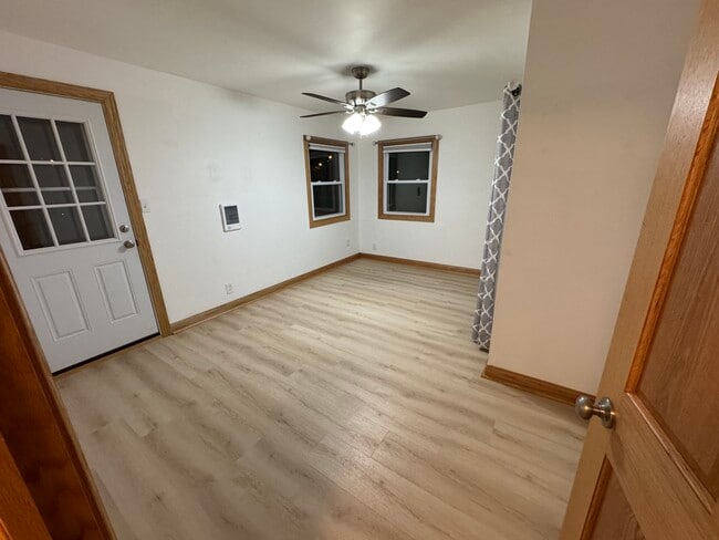 3078 S Kinnickinnic Ave, Unit Upper in Milwaukee, WI - Foto de edificio - Building Photo